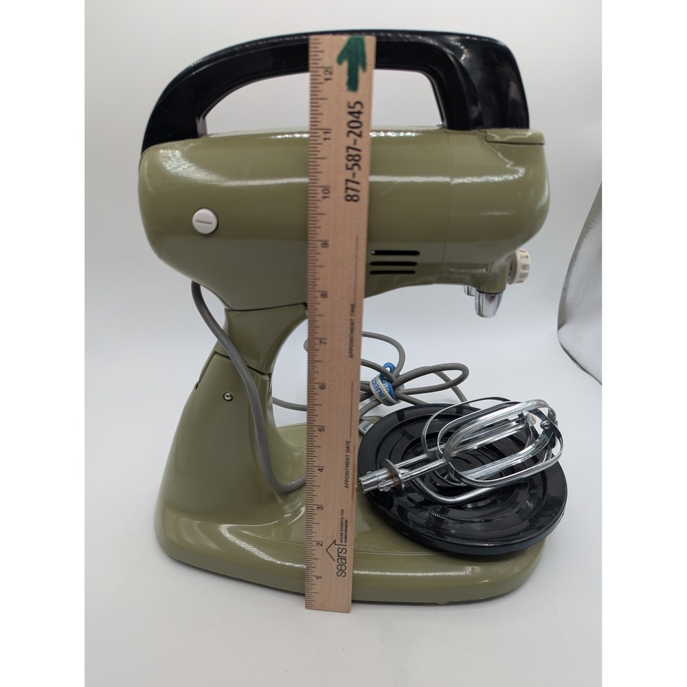 Vintage Hamilton Beach Scovill Avocado Green 10 Speed Stand Mixer MCM 1970s - Picture 11 of 11